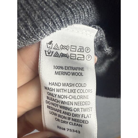 H by Halston Merino Wool Grey Turtleneck Sweater Large Cozy Knit - Picture 4 of 8